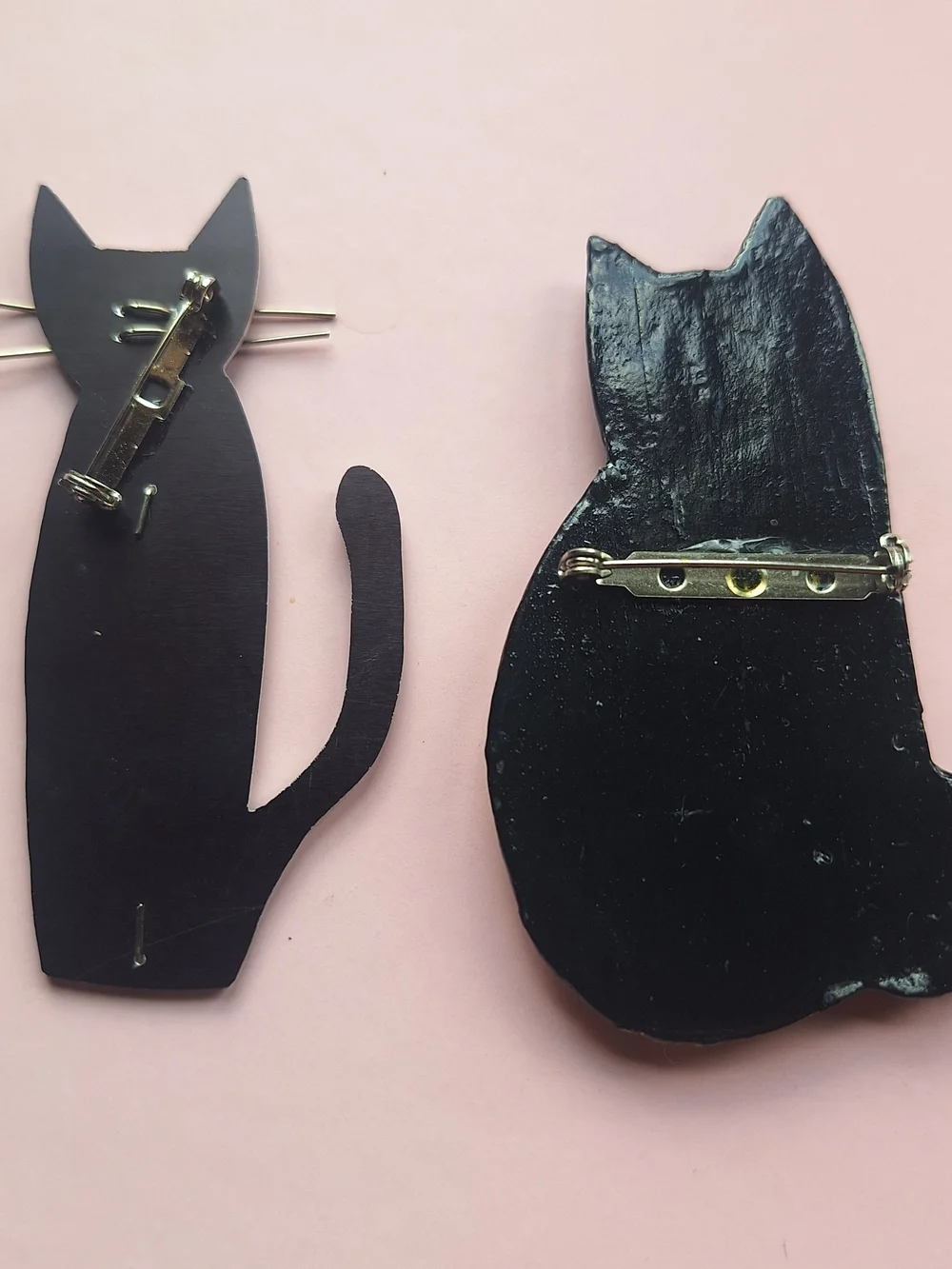 Black Cat Decorative Brooch Pin - Black and Cream Cat Design